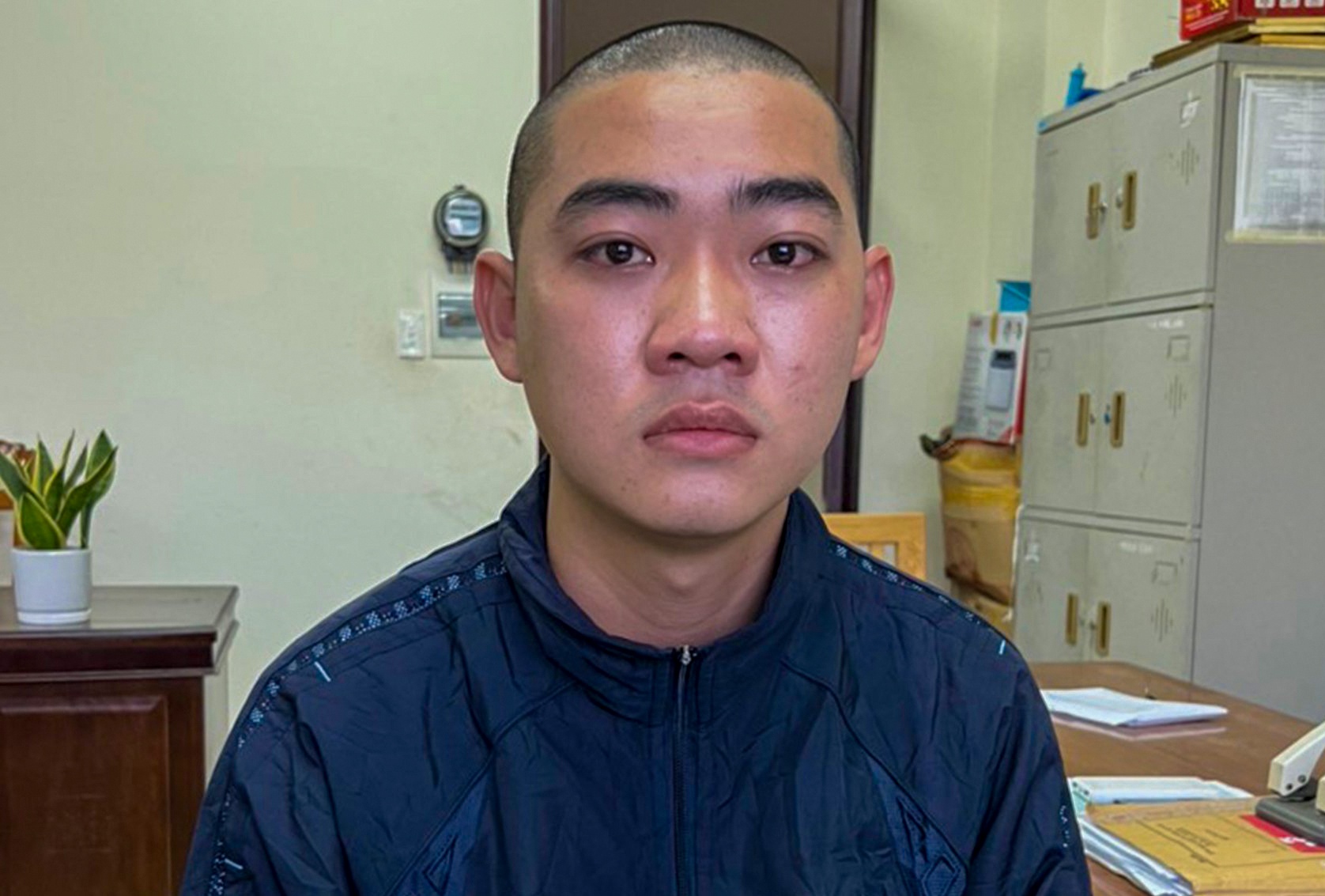 Nghi pham no sung, chem nguoi o quan nhau ra dau thu hinh anh