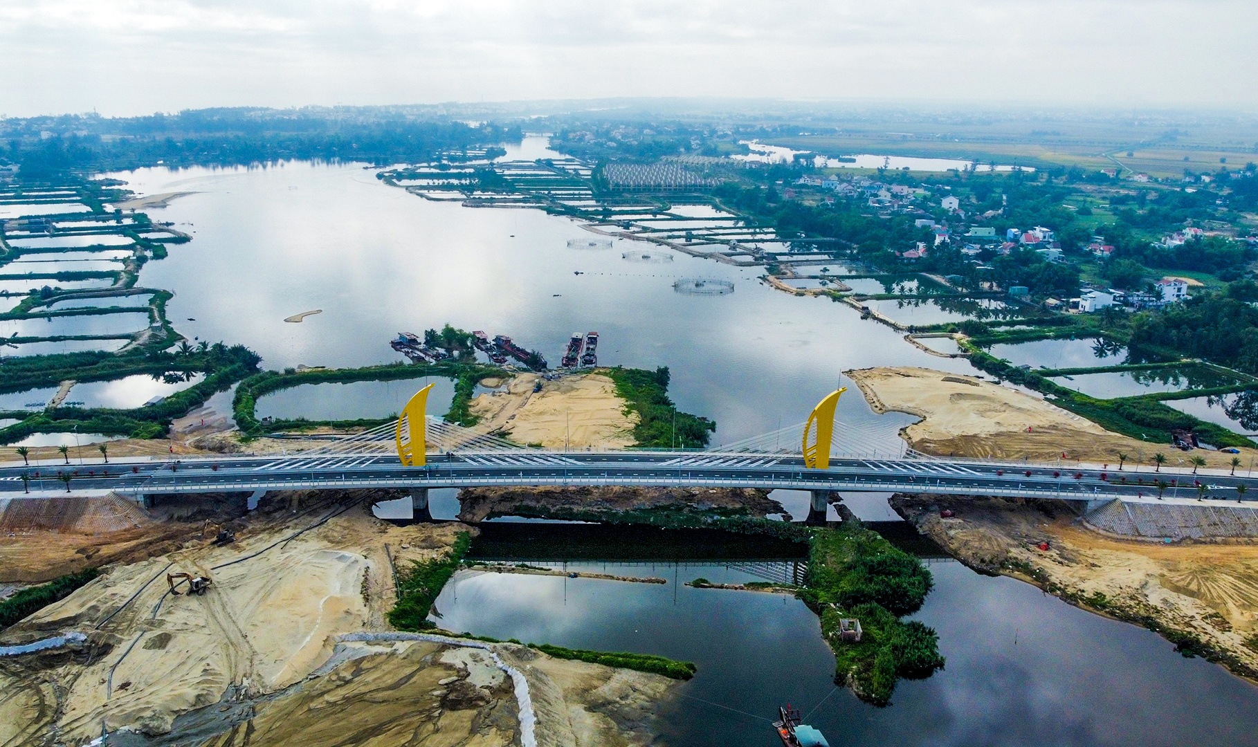 Ap luc voi Hoi An anh 11