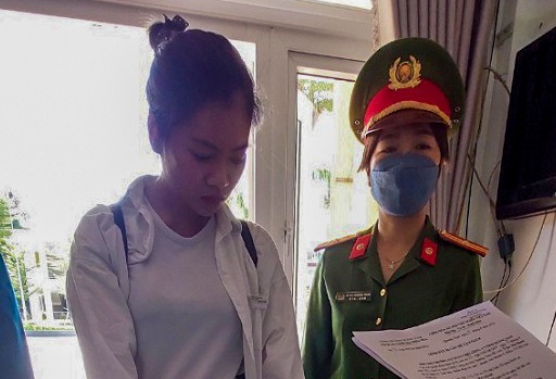 Dau tu Bitcoin thua lo, nguoi phu nu lua dao 930 trieu dong hinh anh