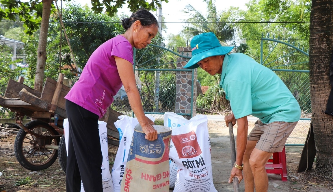 Quang Nam so tan 400.000 dan truoc 9h ngay 27/9 de tranh bao Noru hinh anh