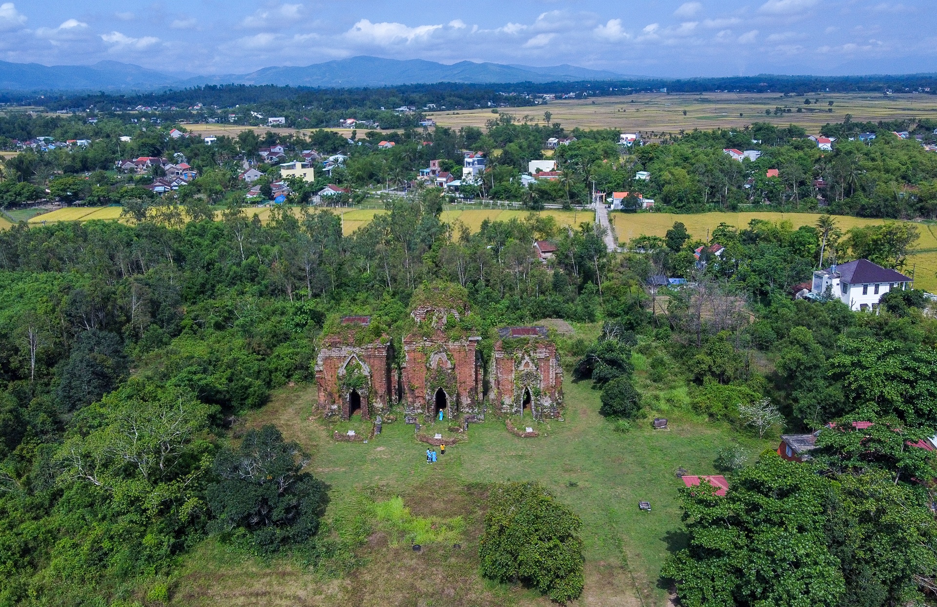 thap Cham Chien Dan anh 1