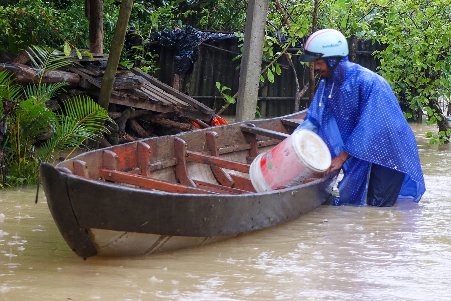 Khu dan cu mua la ngap du chi cach UBND thanh pho 500 m hinh anh