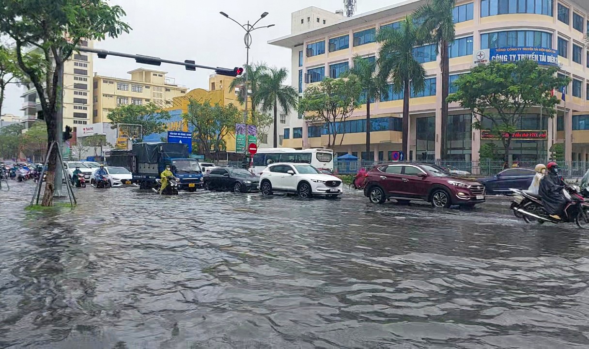 Da Nang bi ngap anh 2