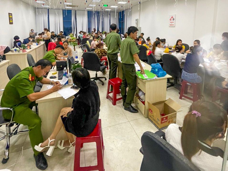 Cong ty Mirae Asset Quang Nam mua ban trai phep du lieu 150.000 nguoi hinh anh