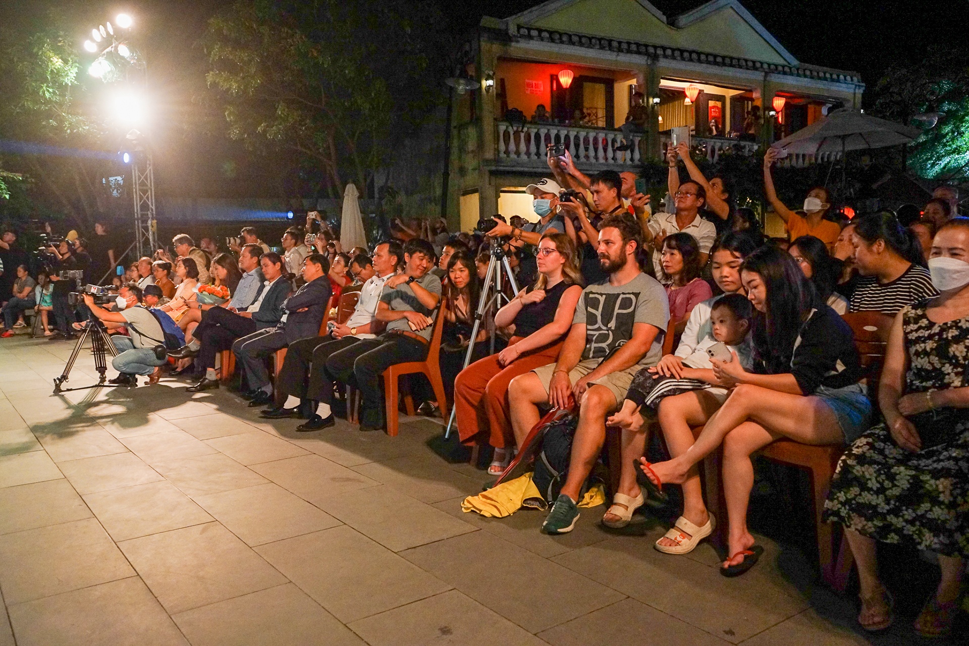 Hội An sắc màu lụa ảnh 7 Hoi An sac mau lua anh 7