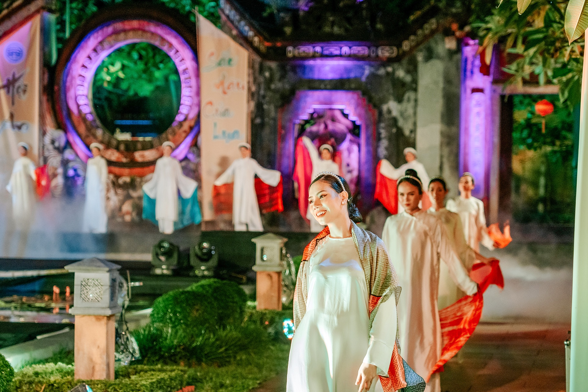 Hội An sắc màu lụa ảnh 3 Hoi An sac mau lua anh 3