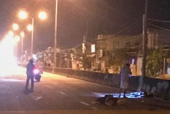 Tong dai phan cach, 2 thanh nien tu vong hinh anh