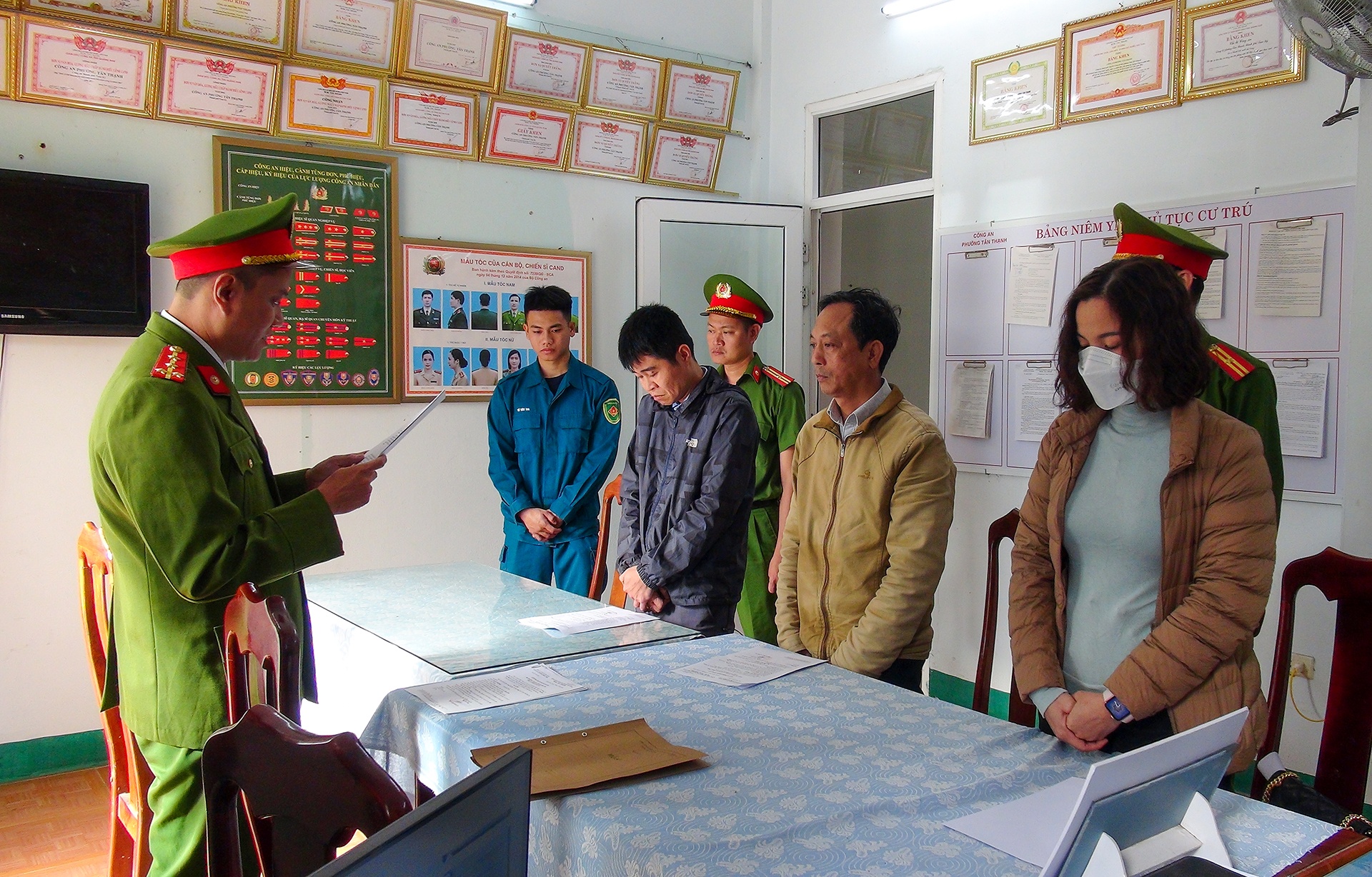 Ke toan phong giao duc va dao tao nhan hoi lo hon 1,5 ty dong hinh anh