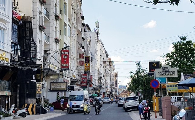 cam ngu leu Da Lat anh 2