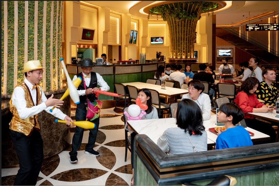 Khu nghi duong dat 90% phong dip Tet, don dau khach Trung Quoc hinh anh