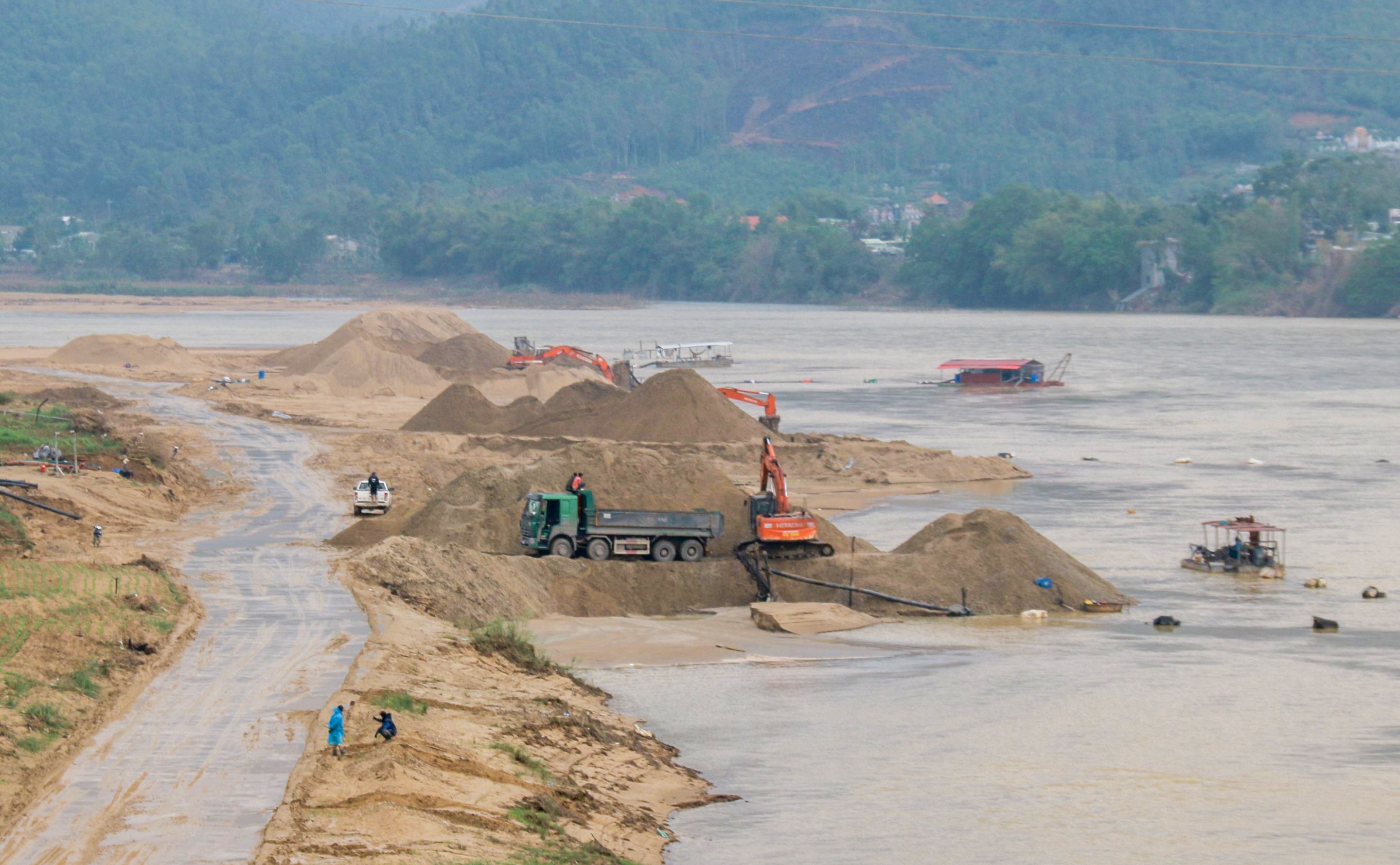 Quang Nam nghiem cam khai thac cat cam chung de tang gia hinh anh