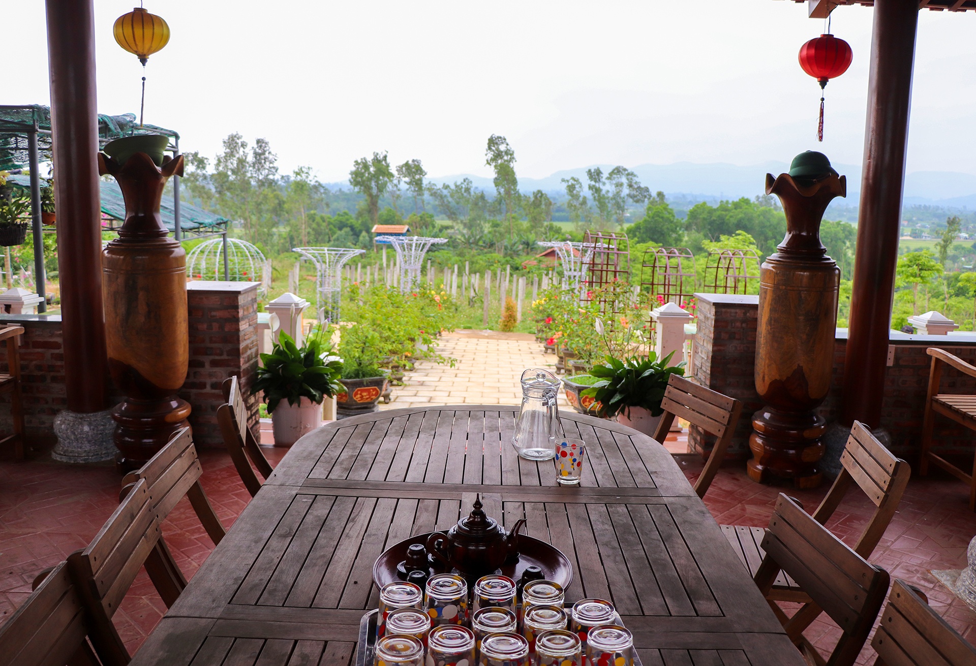 xay dung trai phep nha anh 4