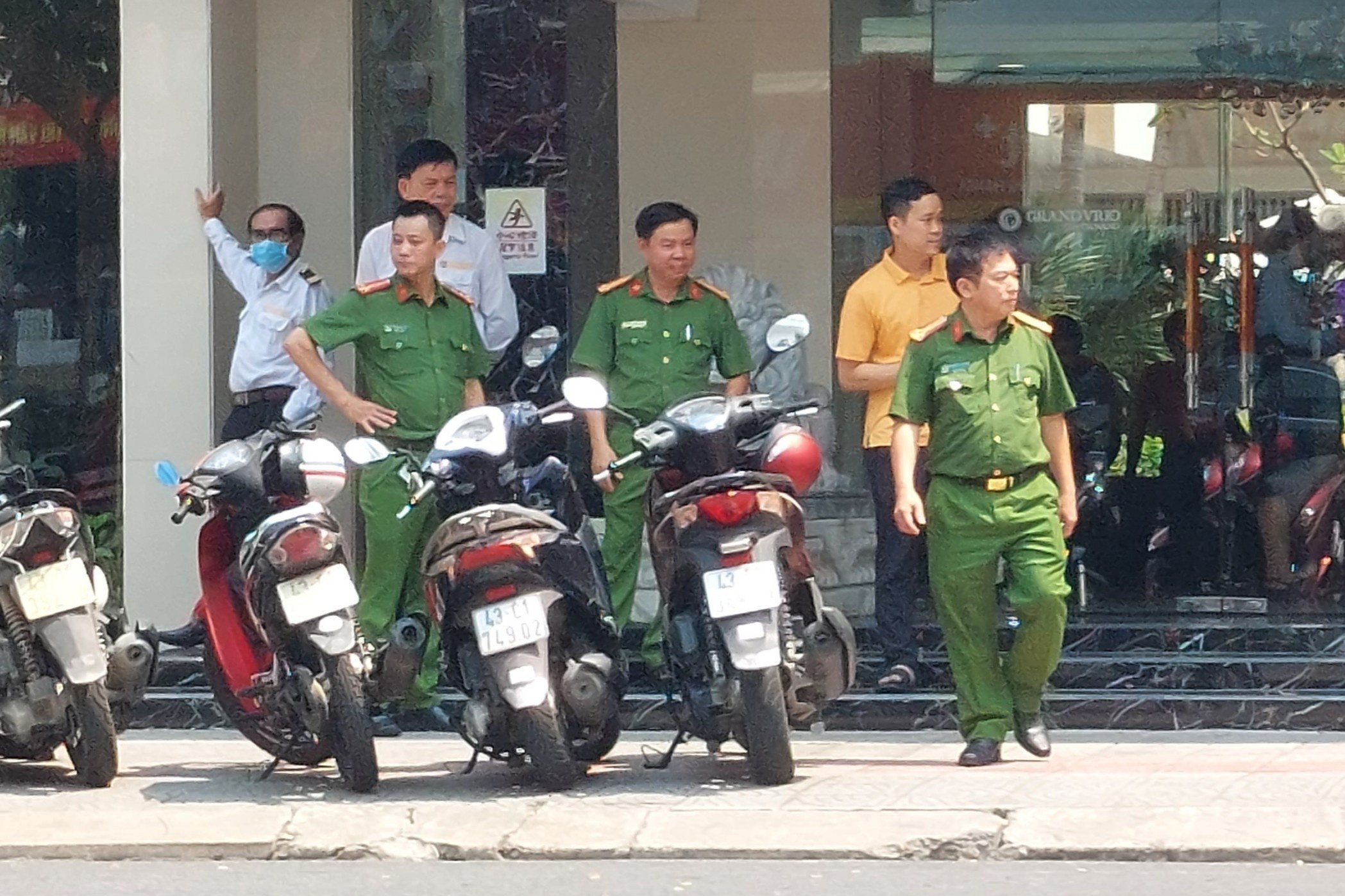 Cong bo dac diem nhan dien nghi pham cuop ngan hang o Da Nang hinh anh