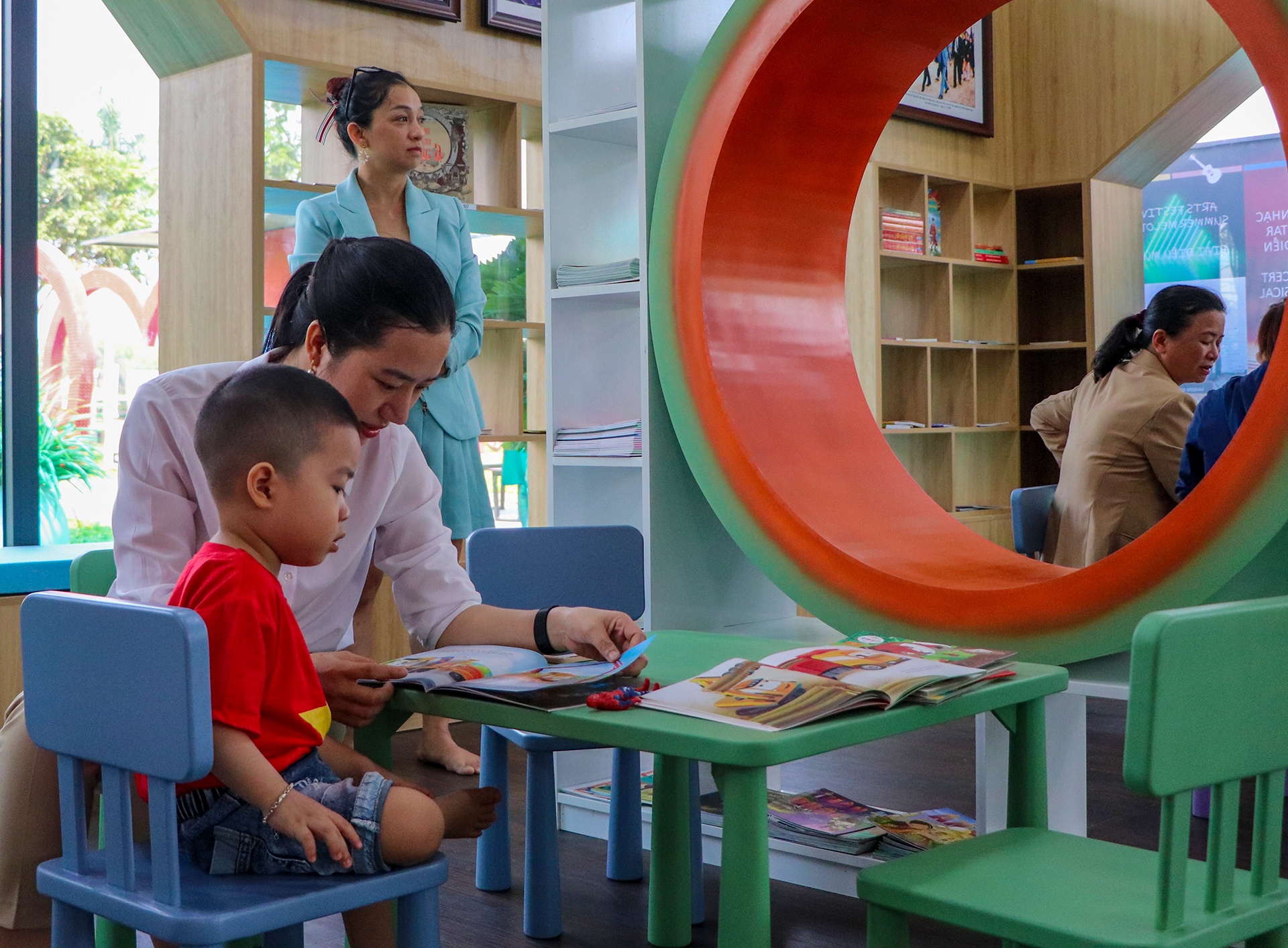 thu vien so Tam Ky anh 2