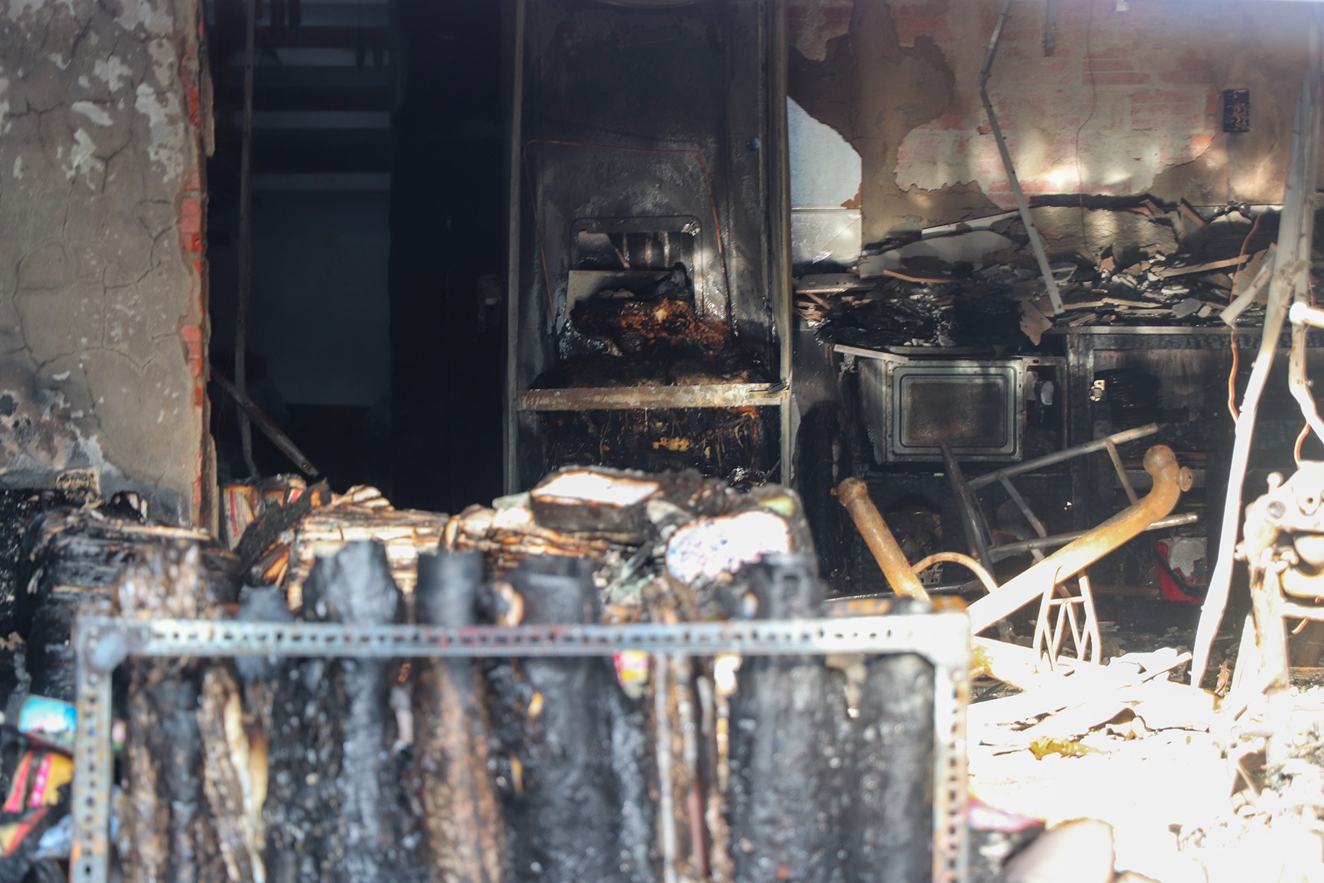 2 vo chong tu vong anh 3