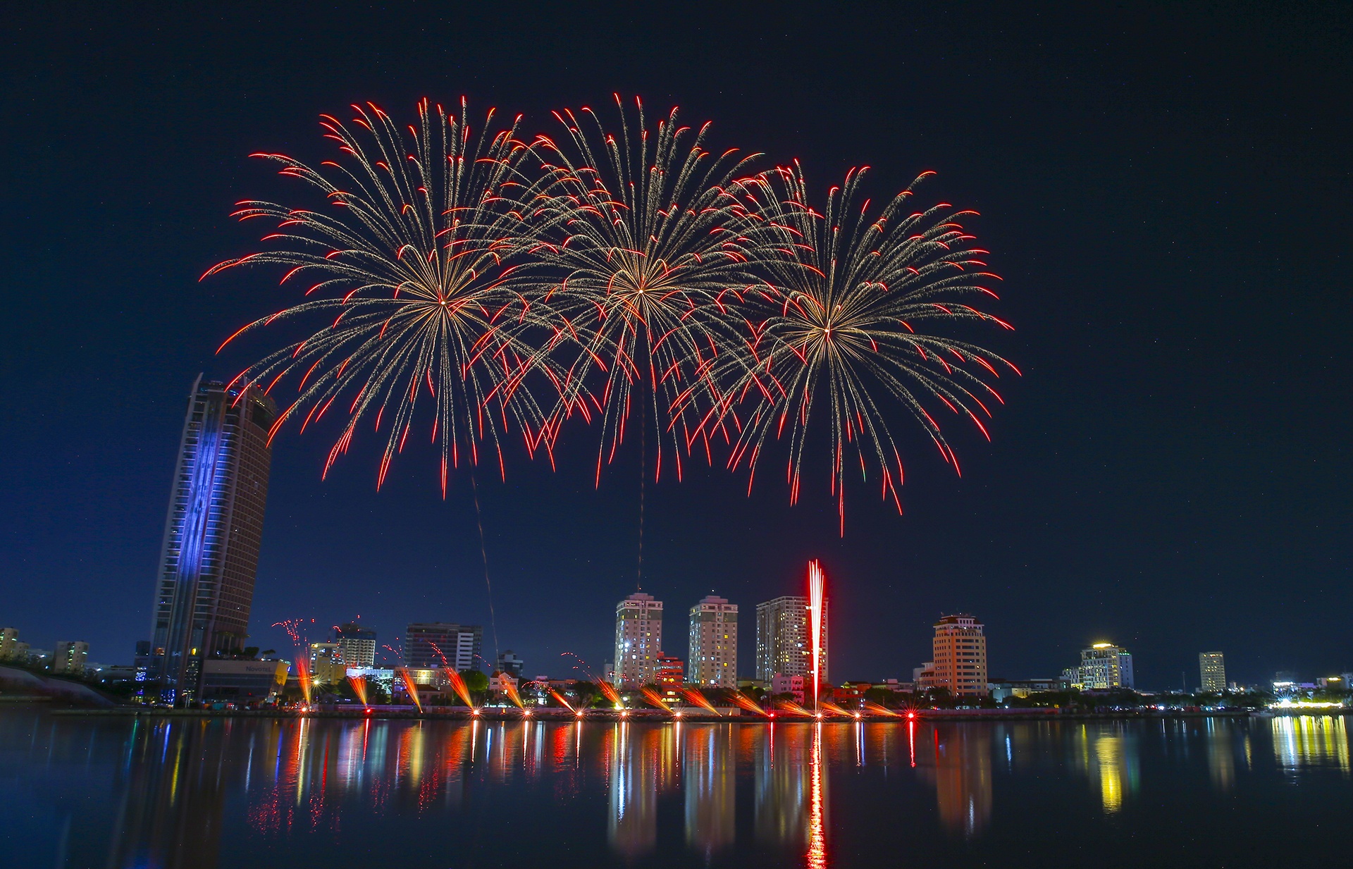 phao hoa Da Nang anh 8