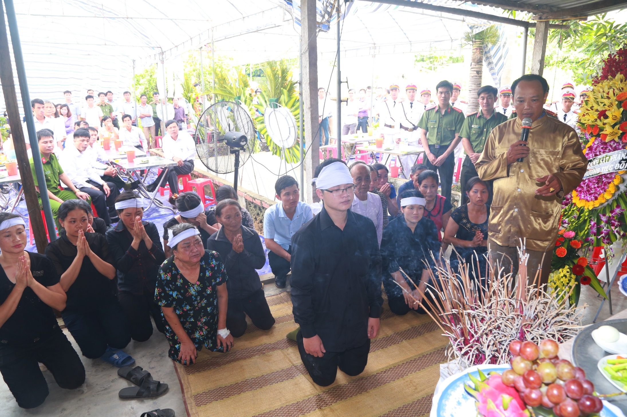 Me ung thu sinh con anh 1