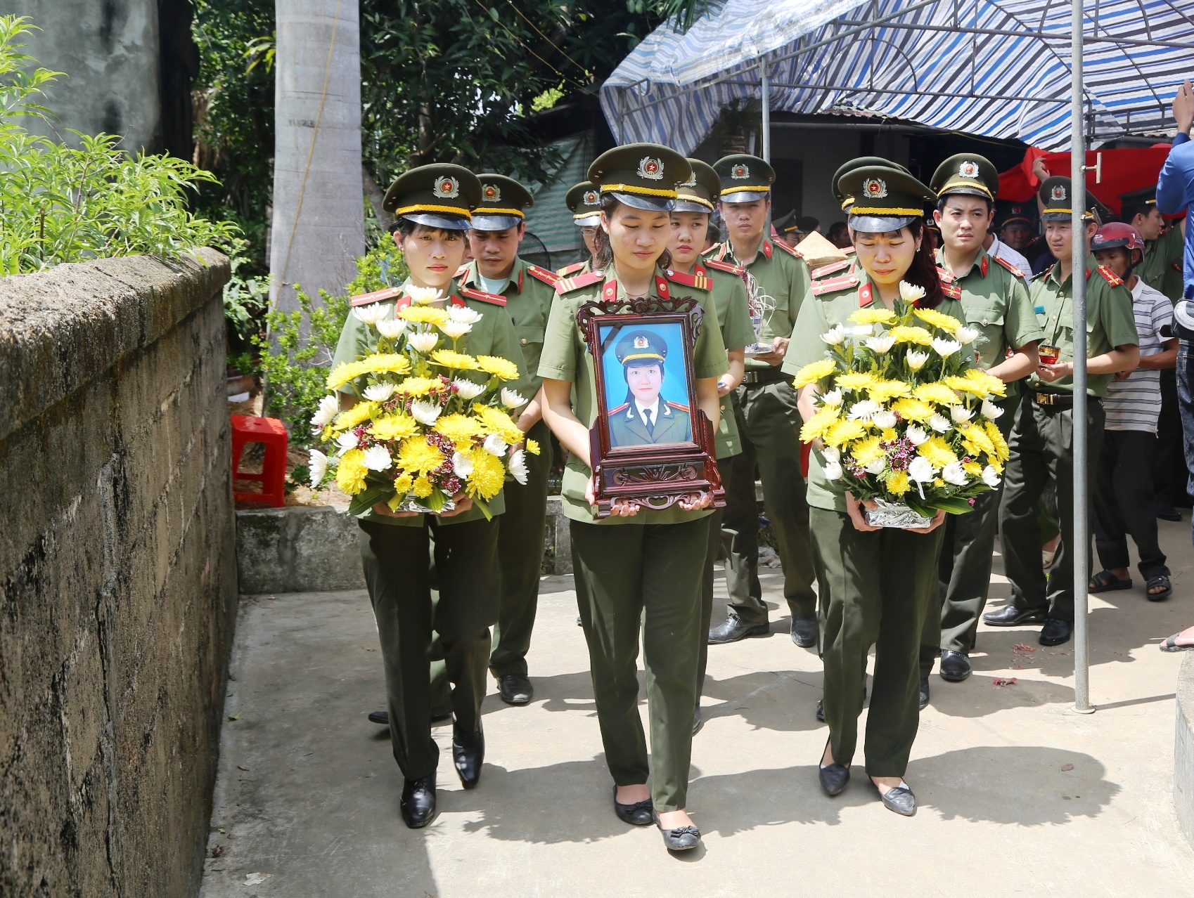 Me ung thu sinh con anh 5