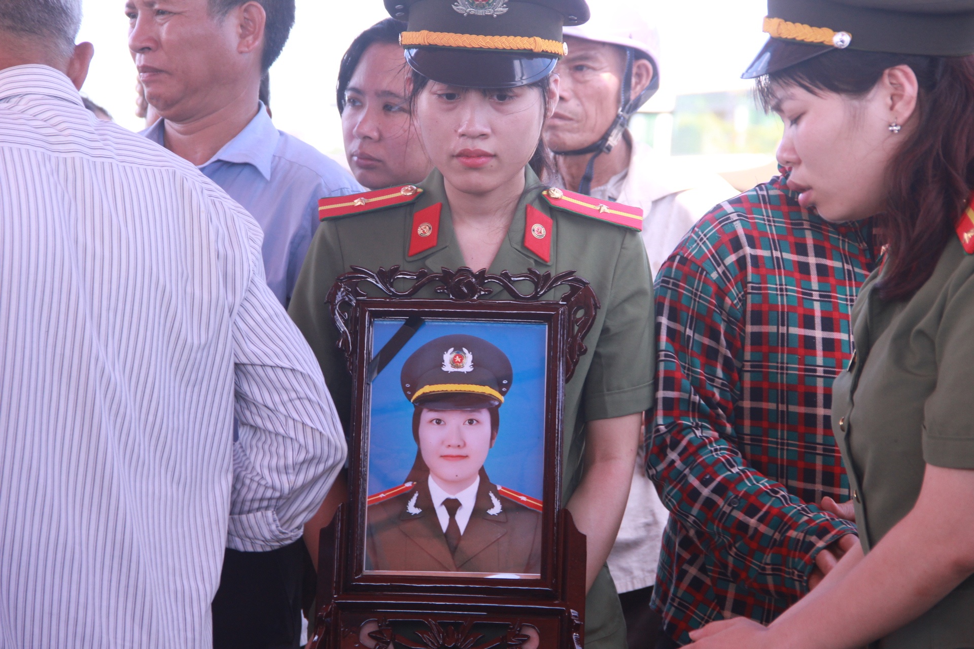 Me ung thu sinh con anh 13