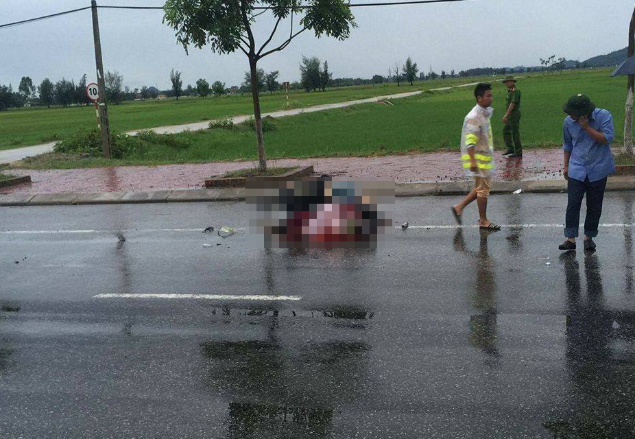 Truy tim phuong tien gay tai nan khien 2 co gai tu vong hinh anh