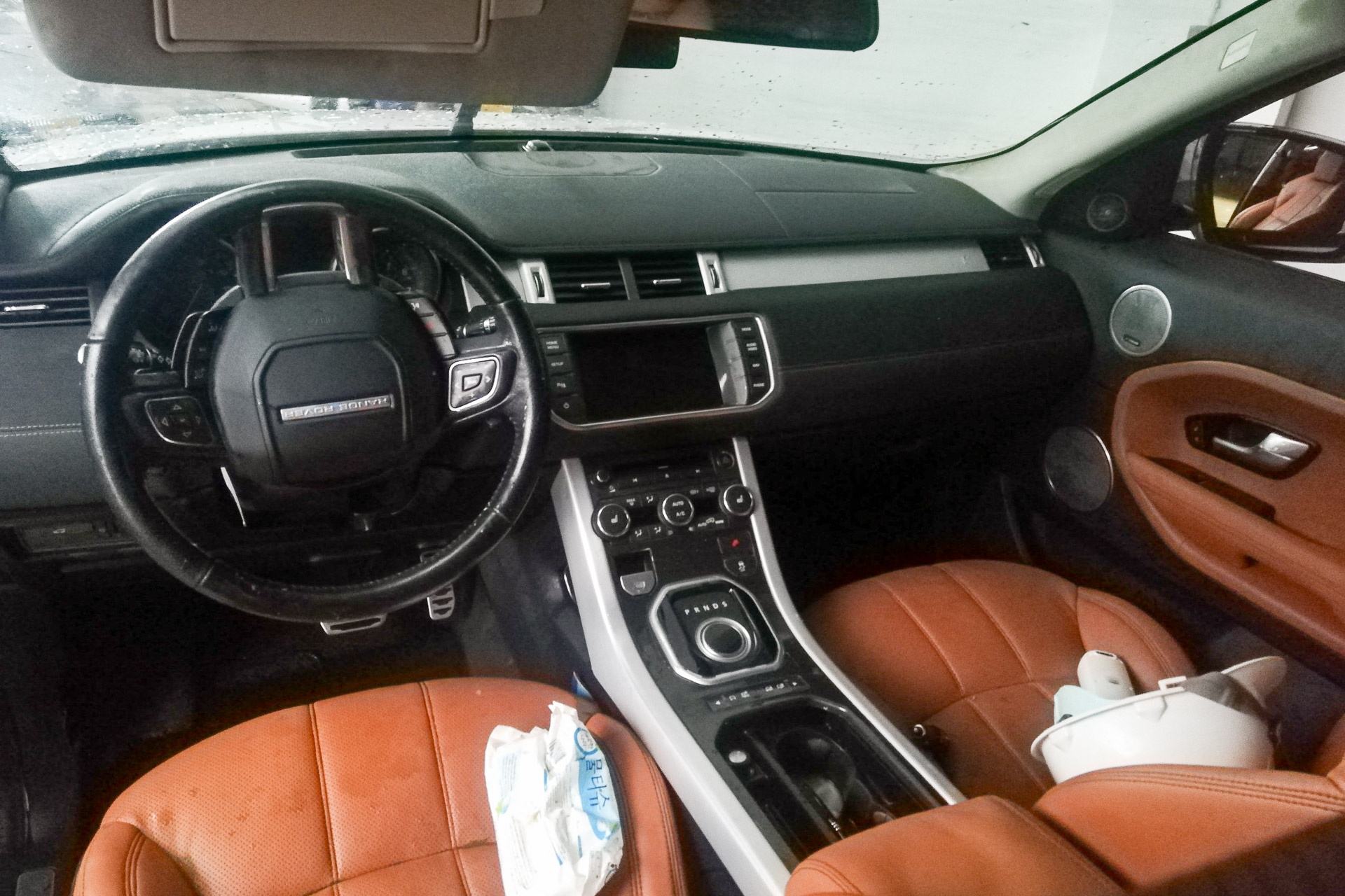 Nhieu xe sang nhu BMW,  Range Rover,  duoc giai cuu anh 4