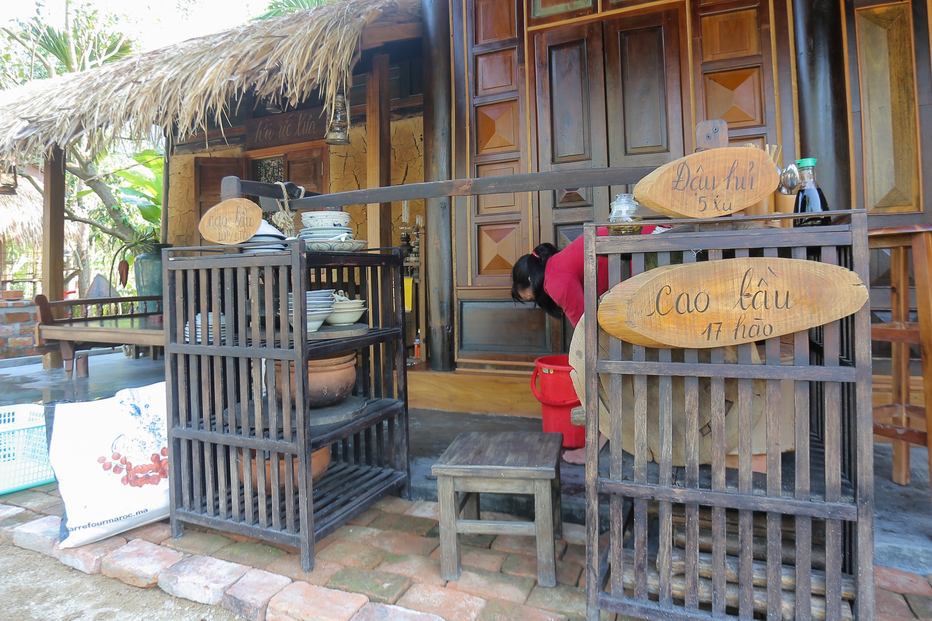 Khu nghi duong trong rung phong ho o Quang Nam. anh 6