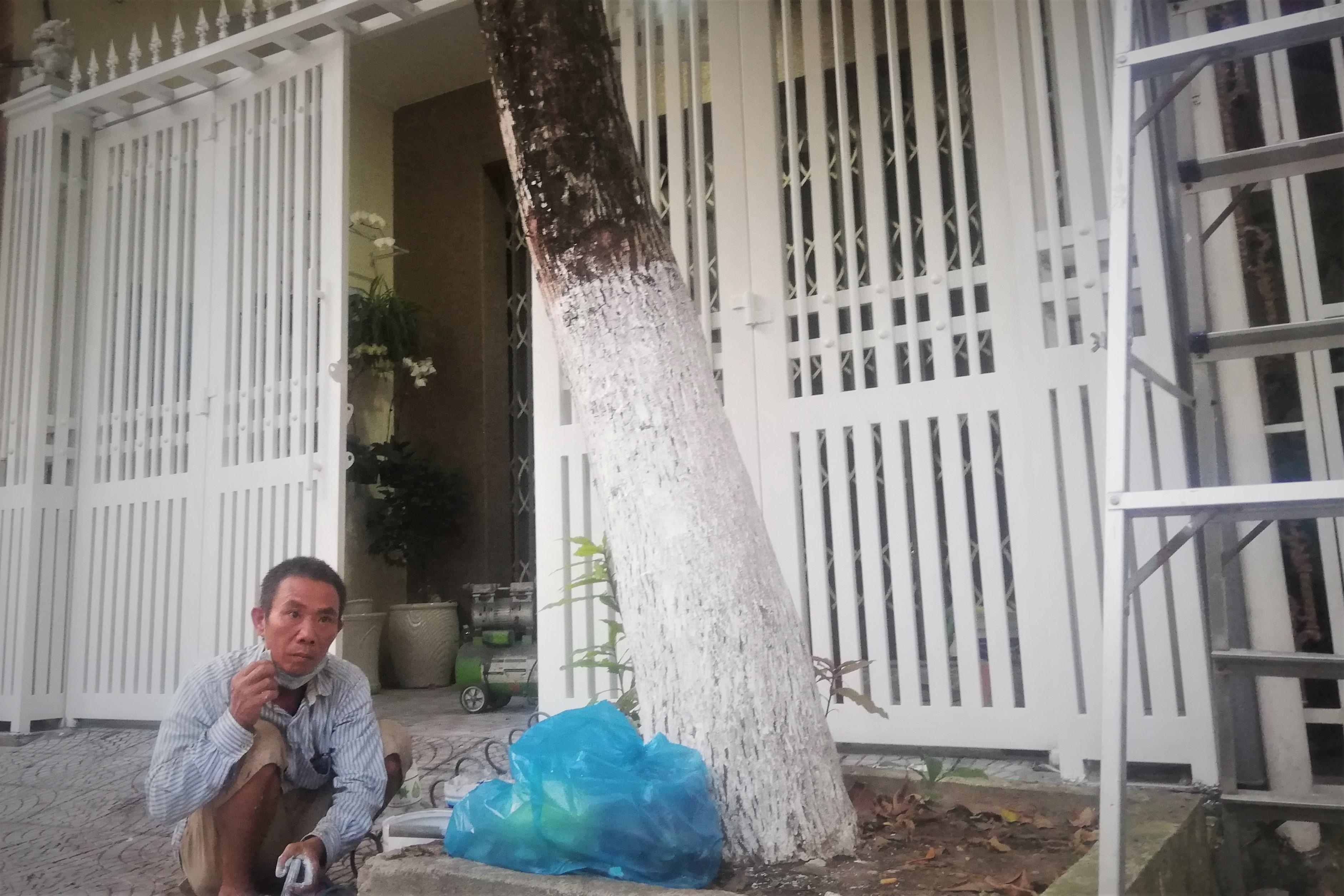 Cong nha cuu Vien pho VSKND Da Nang duoc son moi. anh 1