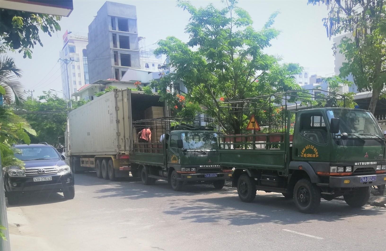 Sau mot thang van chua the xu phat xe canh sat vi pham giao thong hinh anh