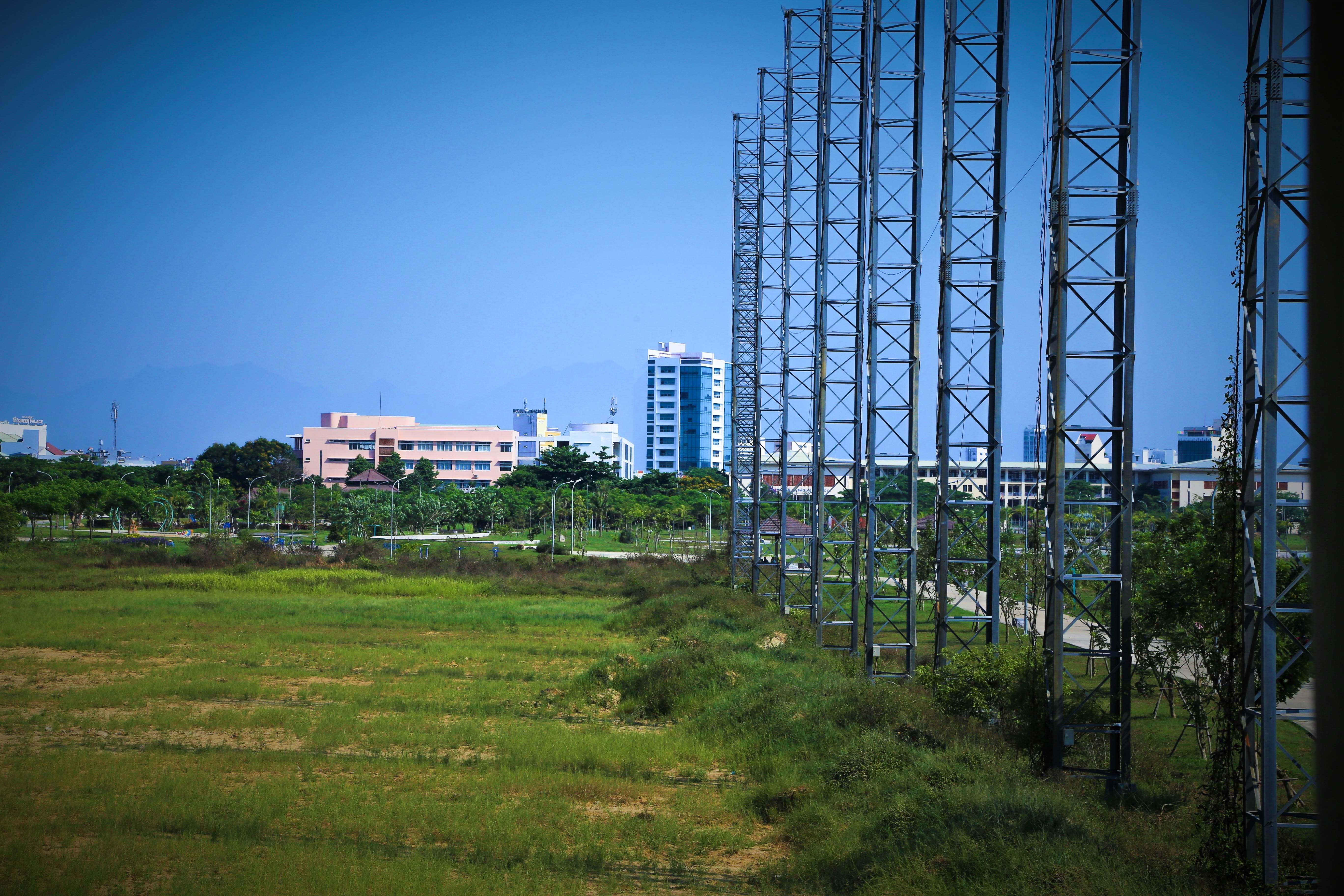 San golf gan 25 ty dong bi bo hoang o Da Nang. anh 2