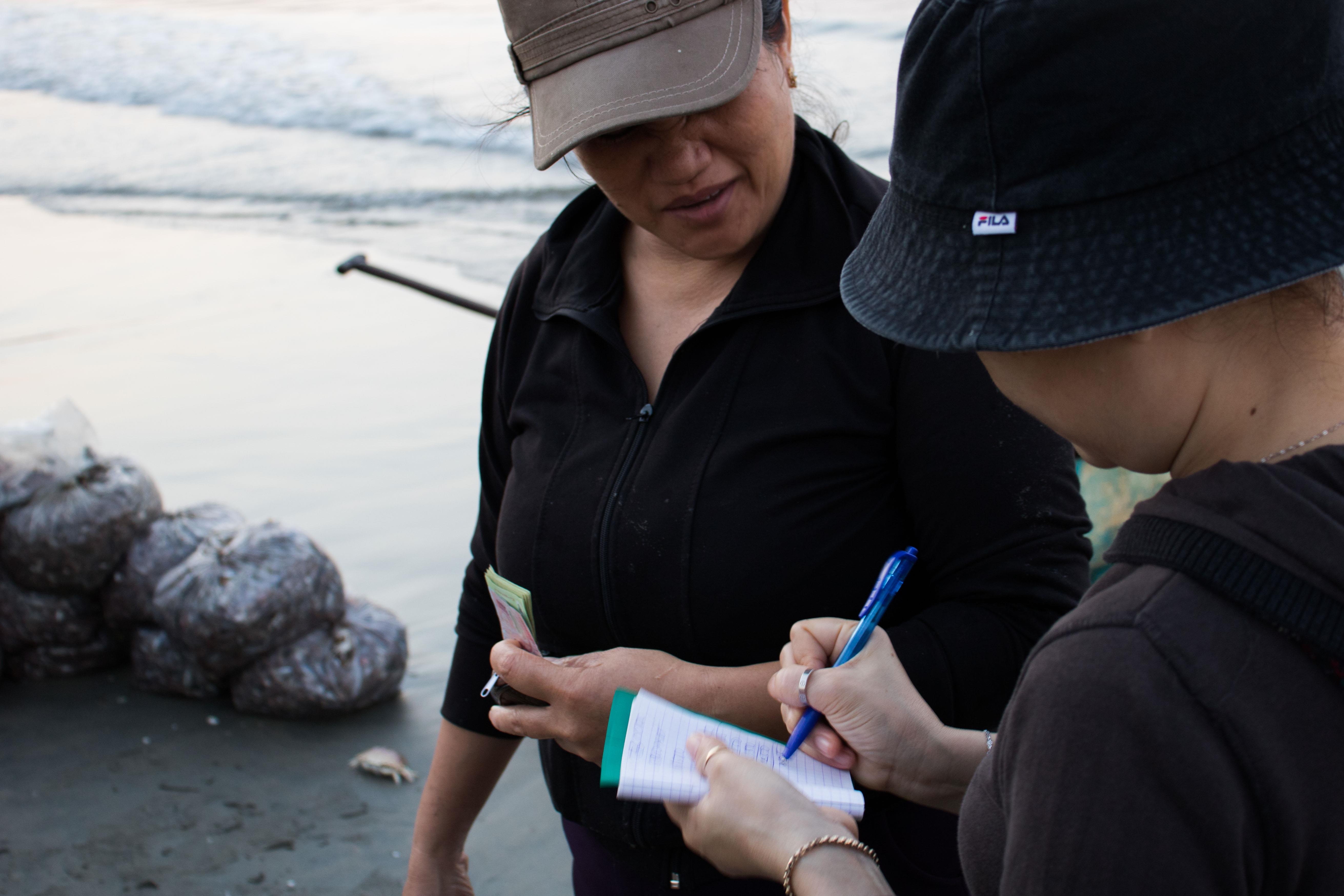 Ngu dan Da Nang trung dam me ca. anh 10