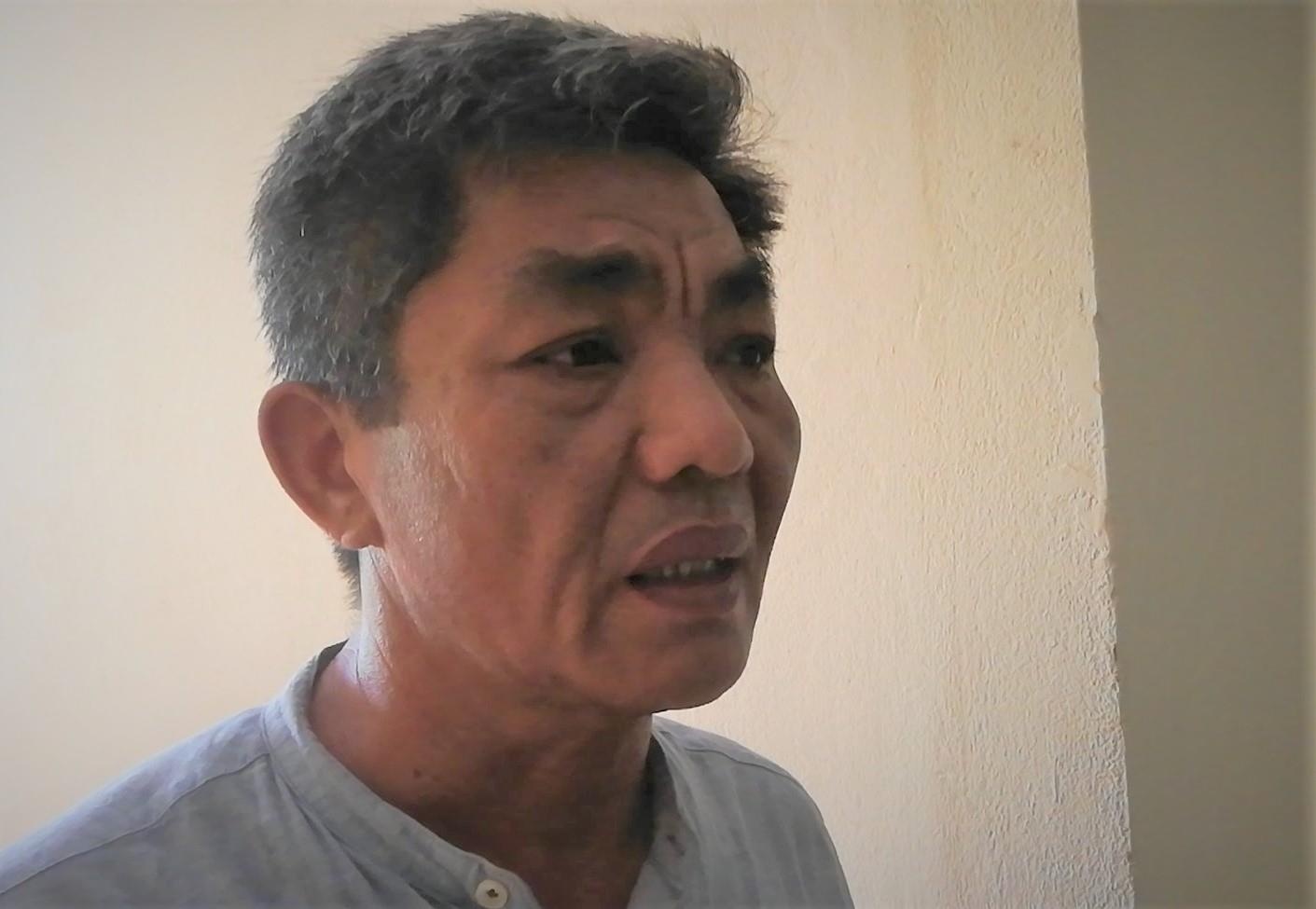 Bo me bi hai len tieng viec cuu cong an tat axit vo sap cuoi hinh anh