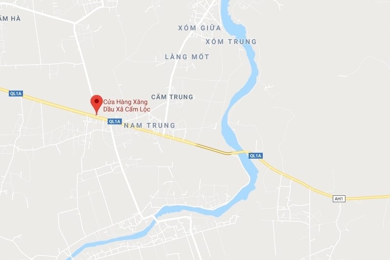 Thieu uy cong an bi cong nong can anh 2