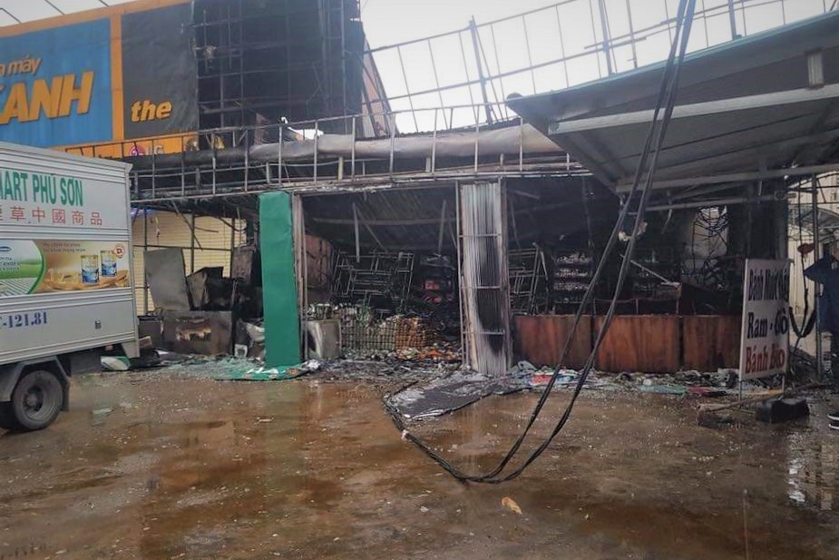 Chay sieu thi luc rang sang o Ha Tinh. anh 1