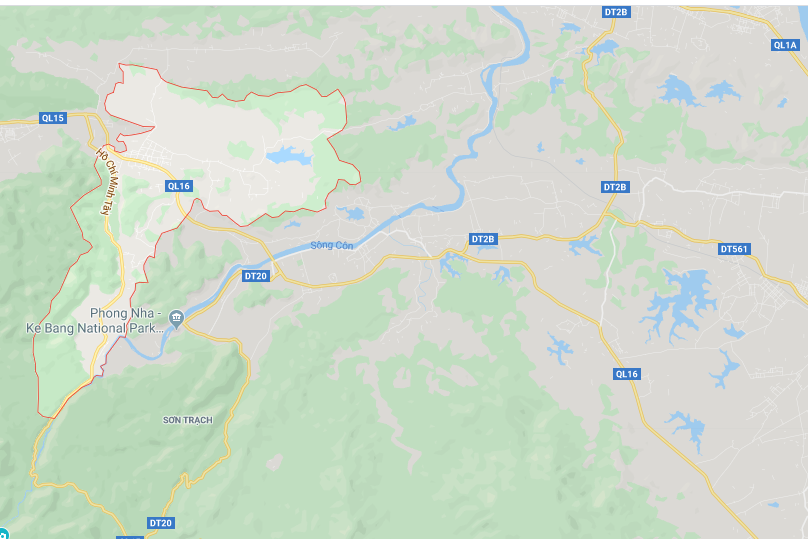 Taxi dam vao nhom nguoi di choi Tet o Quang Binh. anh 2