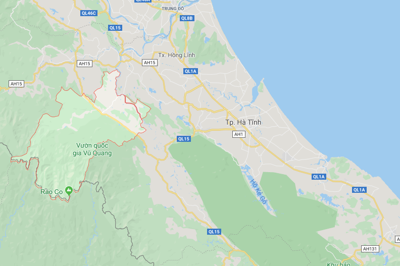 Hai be trai bi lac trong rung o Ha Tinh. anh 2