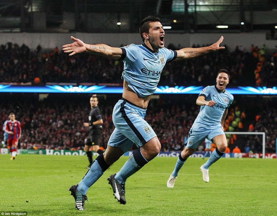 Aguero cung dang cap voi Messi, chi kem Cris Ronaldo hinh anh