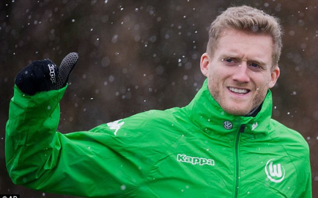 Chelsea có vẻ hơi quá vội vàng khi bán Andre Schurrle cho Wolfsburg trong tháng 1/2015. Bằng chứng là việc những câu lạc bộ hàng đầu như Real Madrid hay Man Utd đều đang săn đuổi cầu thủ 24 tuổi này. 