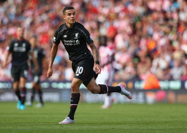 Philippe Coutinho (Chiêu mộ từ Inter Milan tháng 1/2013, giá 8,5 triệu bảng): Đây được coi là bản hợp đồng thành công nhất của Liverpool dưới thời HLV Brendan Rodgers. Coutinho ngày càng có tầm ảnh hưởng lớn hơn trong lối chơi của Liverpool, khi tiền vệ người Brazil được đánh giá là “linh hồn” nơi tuyến giữa của The Kop.