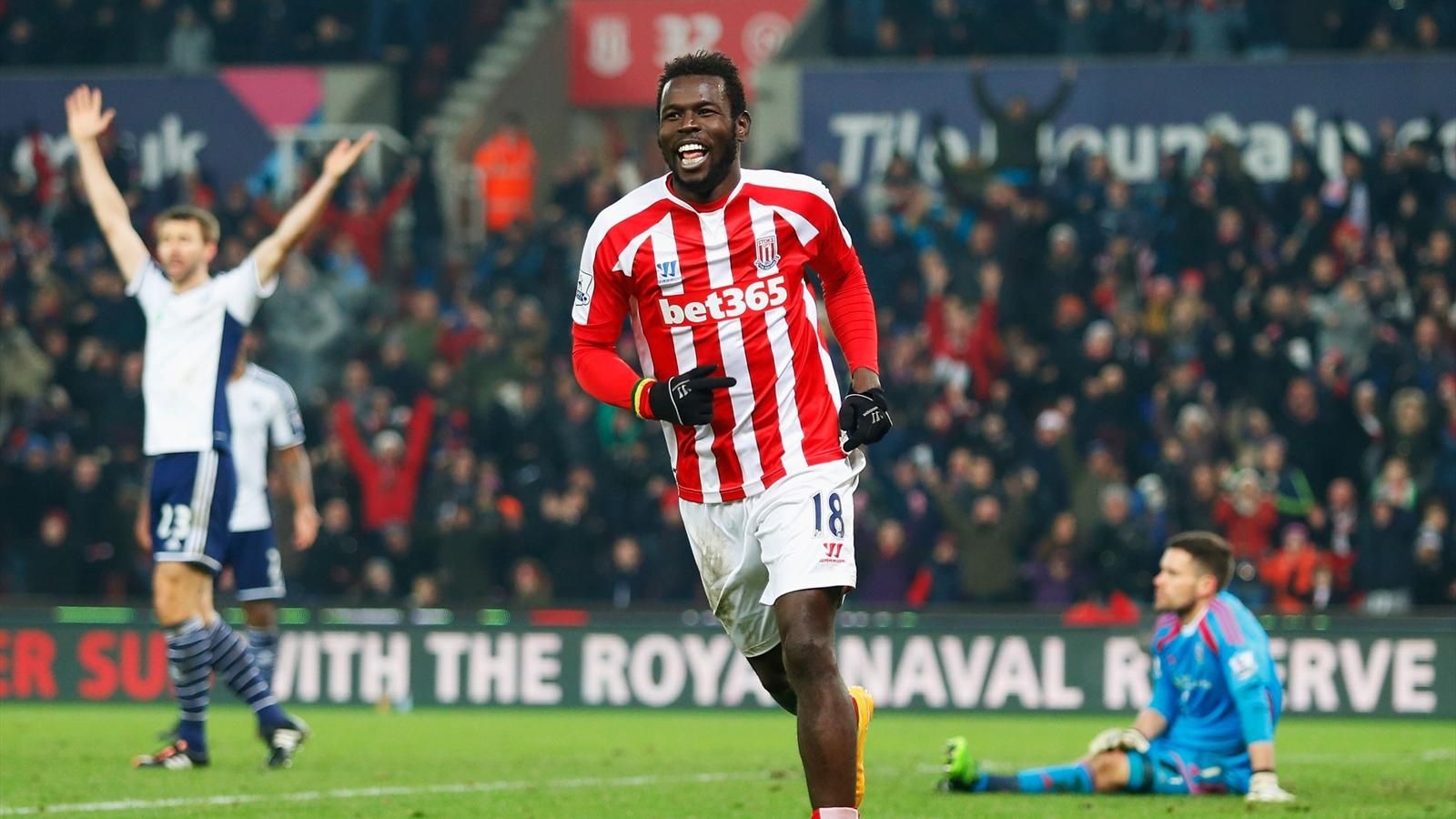 7. Mame Biram Diouf (Stoke) - 34,97 km/h: Cựu cầu thủ của Man Utd đang có một mùa giải tương đối thành công xét về mặt cá nhân tại Stoke, khi Diouf đã ghi được 3 bàn sau 7 trận ra sân. 