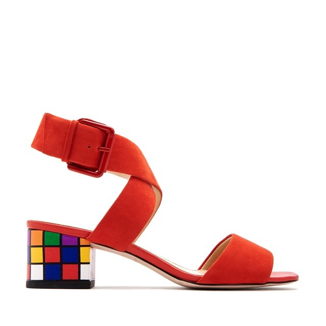 Katy Perry ra mat bo suu tap giay moi anh 8