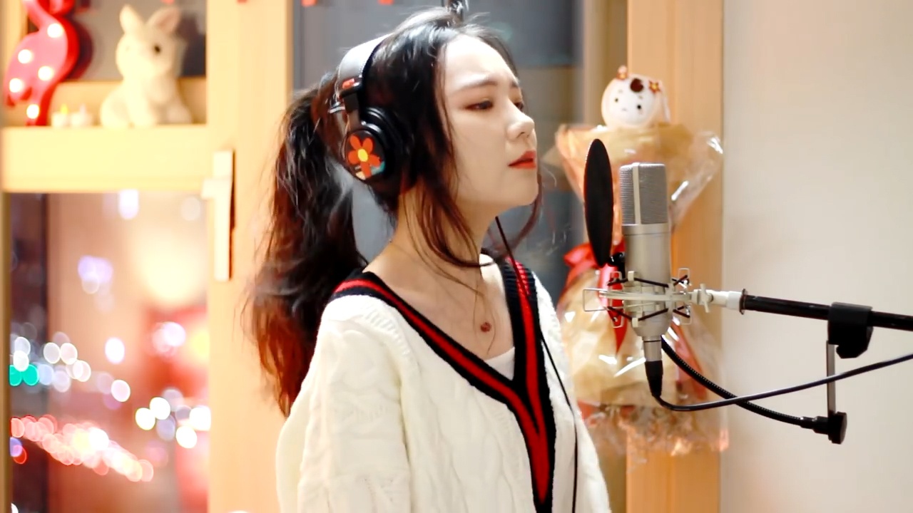 Thánh nữ cover JFla ảnh 1 Thanh nu cover JFla anh 1