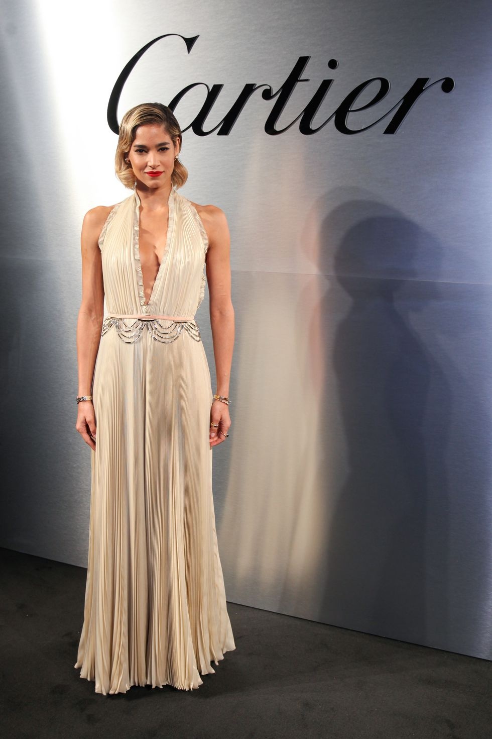 sao mac dep,  Rihanna tao dang sieu nhan anh 9