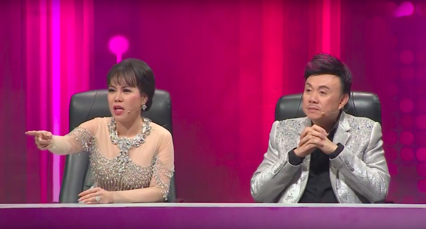 Viet Huong bi lua ngoan muc tai Ca si bi an hinh anh