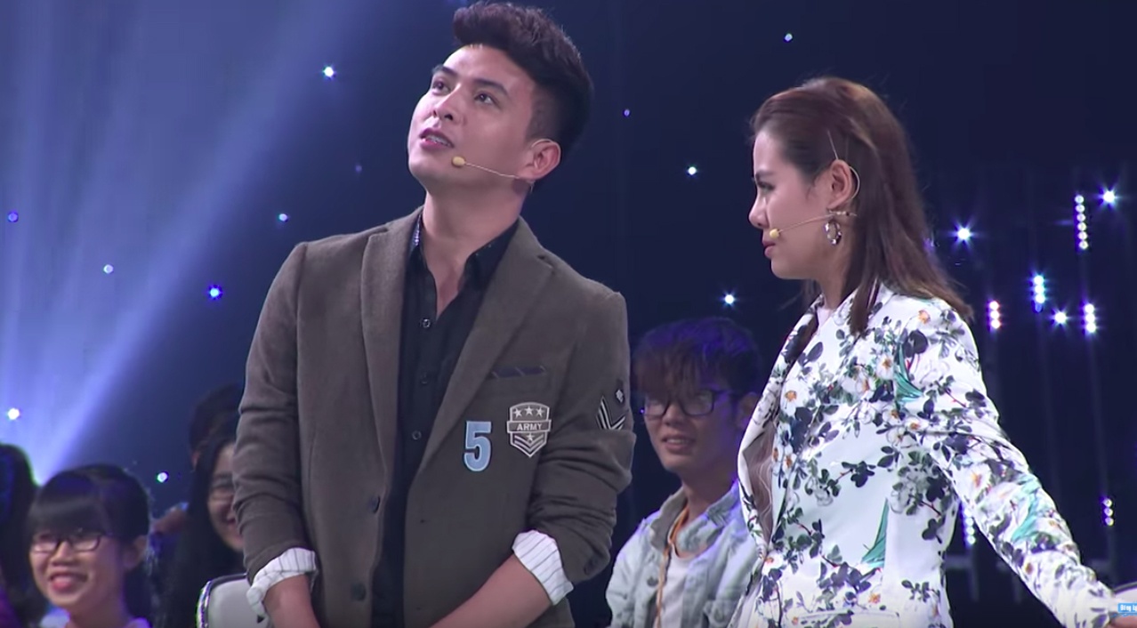 Ho Quang Hieu ne tranh khi Nam Thu nhac toi Bao Anh hinh anh