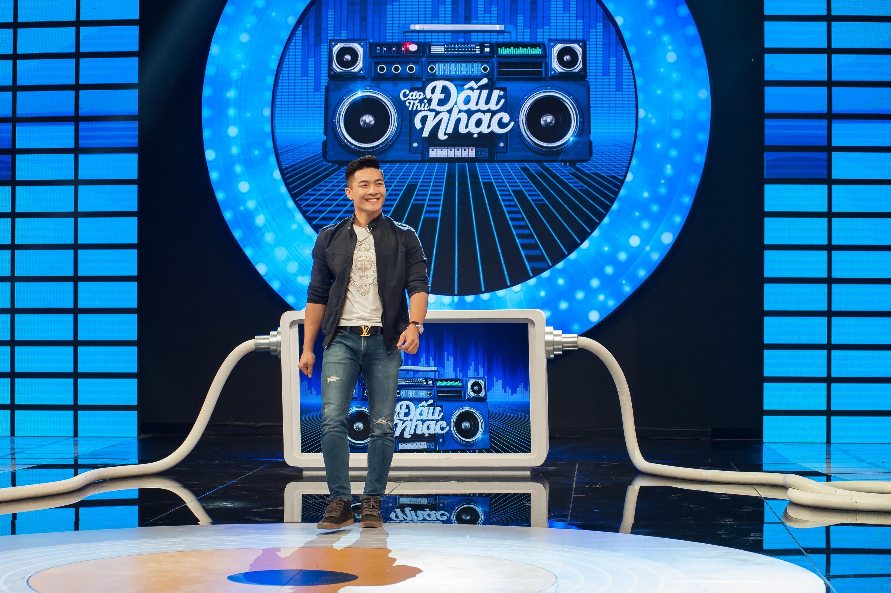 Hoang tu xiec Quoc Co hat anh 1