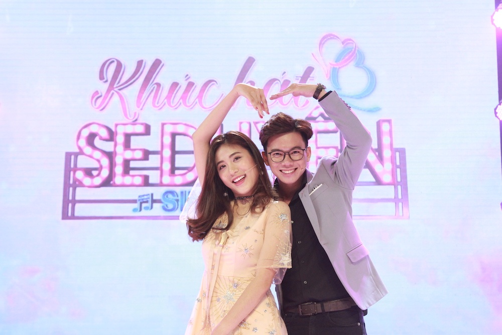 Soai ca Harmonica to tinh thanh cong hot girl dai hoc anh 2