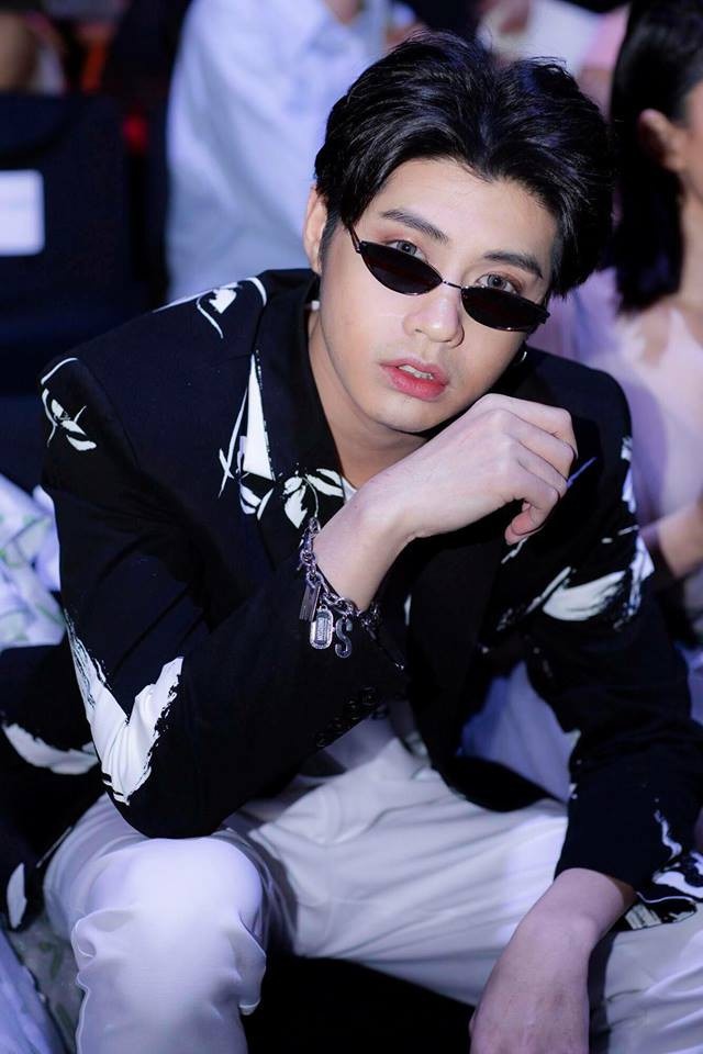 Sao nam trang diem dam anh 5