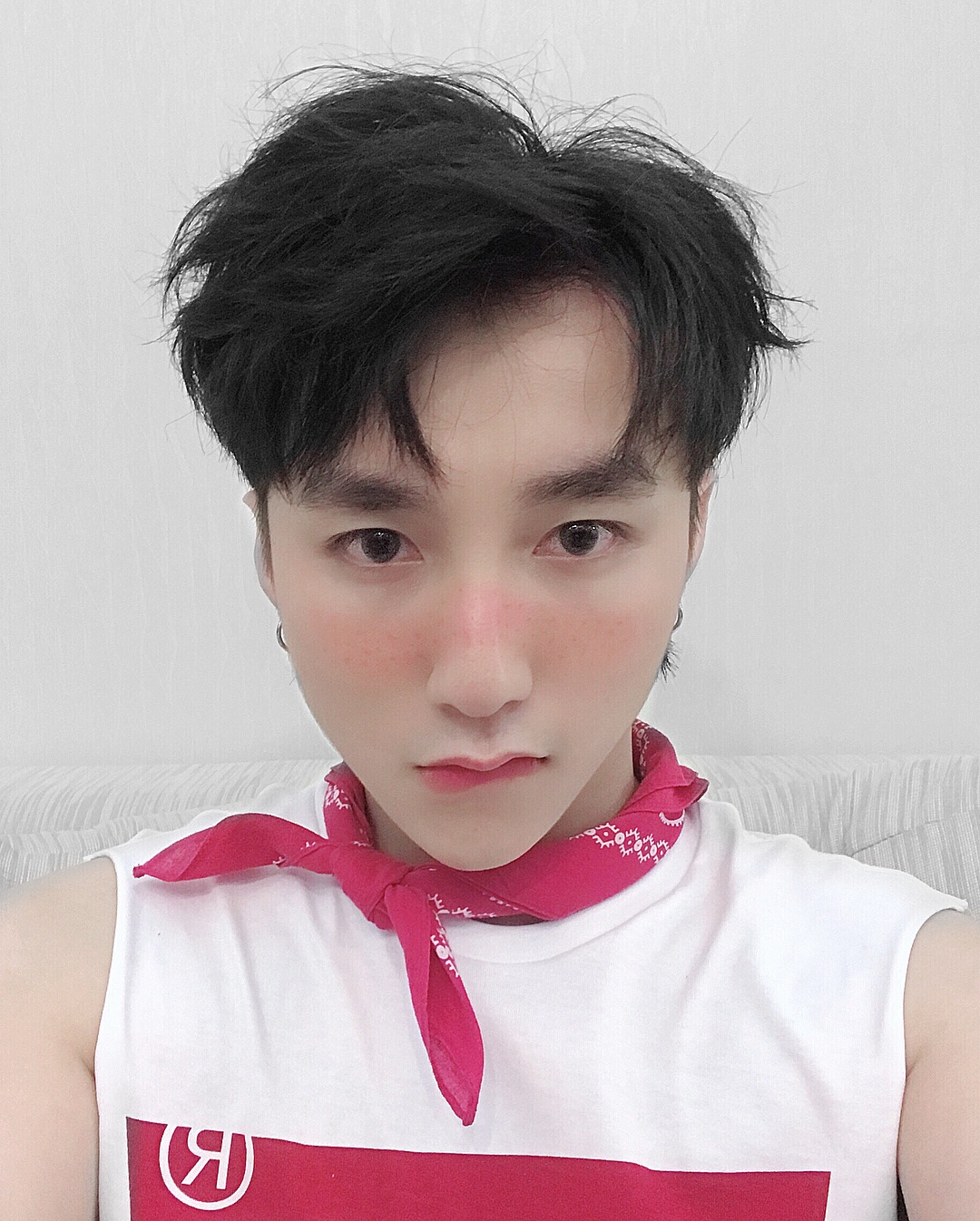 Son Tung trang diem dam anh 1