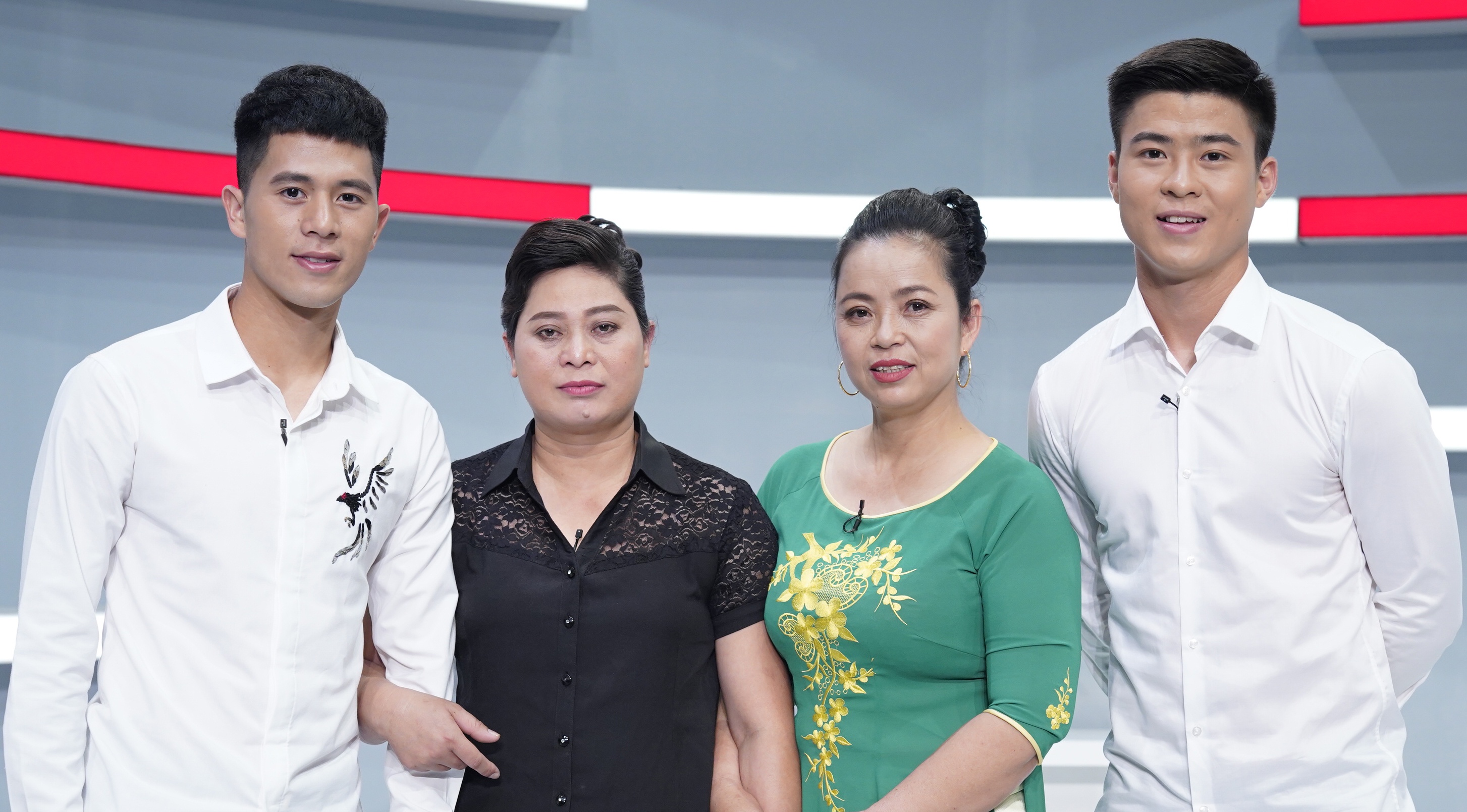 Me Duy Manh U23 Viet Nam bat mi tieu chuan chon dau o La vo phai the hinh anh