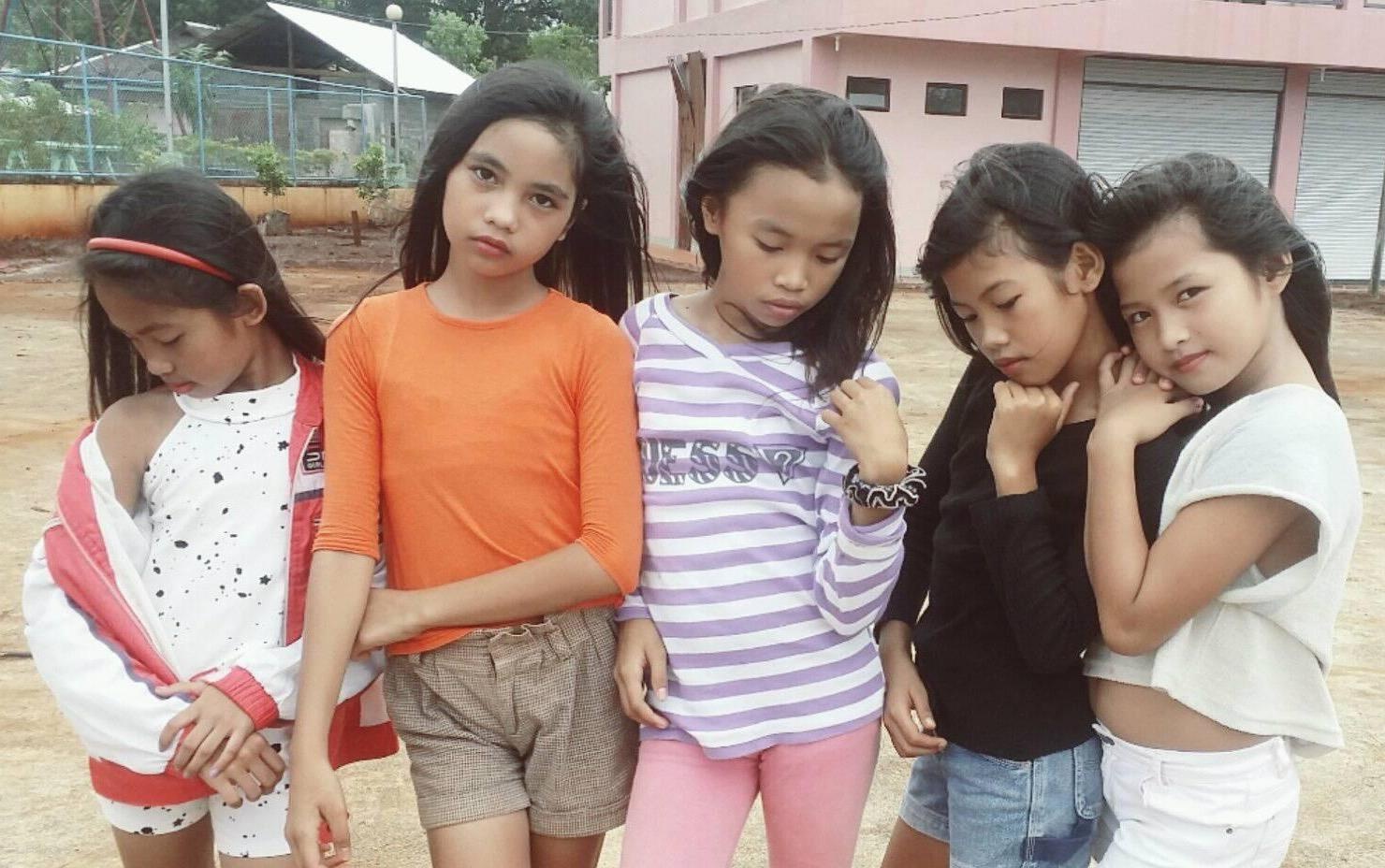 Vi sao nhom Ponytail Girl lai hot trong dan mang Viet den the? hinh anh